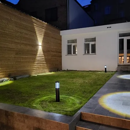 Homestay Eden's Private - European Quarter Brussels